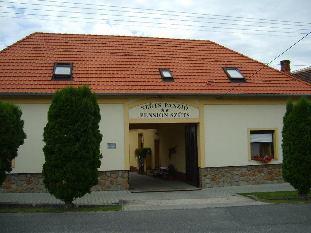 Szuts Panzio Bed and Breakfast Fertőrákos Εξωτερικό φωτογραφία